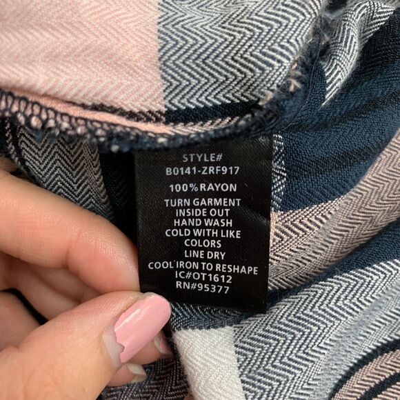 Sanctuary Shirt Womens S Small Navy Pink Chevron Plaid Snap Button Boyfriend - Picture 9 of 12